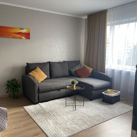 Cozy Apartment Close To Riga Airport Extérieur photo