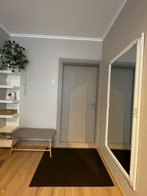 Cozy Apartment Close To Riga Airport Extérieur photo